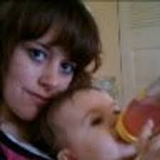 Heather Pucci's Instagram, Twitter & Facebook