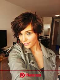Get some major inspo here! 70 Overwhelming Ideas For Short Choppy Haircuts Cute Hairstyles For Short Hair Short Wavy Hair Thin Hair Haircuts Clara Beauty My