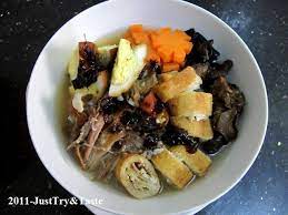 Timlo Solo Dengan Telur Masak Kecap Sosis Solo Wortel Dan Jamur Kuping Makanan Dan Minuman Makanan Enak Resep Masakan Indonesia