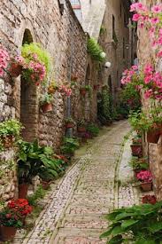 Saint Paul De Vence France Amazing Pictures Amazing Travel Pictures With Maps For All Around The World Pretty Places Beautiful Places Favorite Places