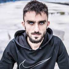 Wielokrotny medalista mistrzostw europy, halowych mistrzostw europy, mistrzostw świata oraz halowych mistrzostw świata. Adam Kszczot Home Facebook