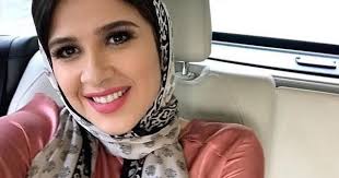 ياسمين عبدالعزيز on instagram صباح الفل اللي هيعمل عشر قلوب وراء بعض هعمله شير fashion hijab