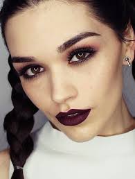 21 Grunge Makeup Tutorials That Prove The 90s Trend Is Back Grunge Makeup Tutorial 90s Grunge Makeup 90s Makeup