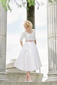 Du möchtest brautmode in berlin kaufen und suchst gerade die r… brautkleider mit band : Hochzeitskleid 50er Mit Armel Brautkleid Kurz Braut Und Brautkleid