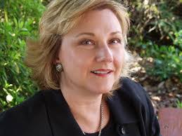 Stephanie Powell's Instagram, Twitter & Facebook