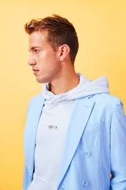 Tommy dorfman's husband peter zurkuhlen responds to her coming out as trans woman. Boss Celebrate Pride With Tommy Dorfman And Peter Zurkuhlen