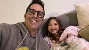 Even tgough Alyson is enjoying some mother daughter time in utah skiing, i  want to with her a Very Happy Valentine's Day. I do get a cute consultation  prize.