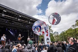 Opnieuw kun je dit jaar in utrecht bevrijdingsdag vieren tijdens het bevrijdingsfestival in park transwijk. Afblazen Bevrijdingsfestival Is Dieptepunt Voor Jongeren Oog Radio En Televisie