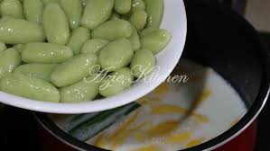 Kalau biasa resepi lain ada letak air kapur kan. Kuih Butir Nangka Azie Kitchen