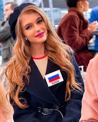 Давно знающие ее люди утверждают, что ее красота естественна — ни пластики, ни уколов красоты она никогда не делала. Miss Mira 2019 Kak Proshel Konkurs I Kakoe Mesto Zanyala Uchastnica Iz Rossii