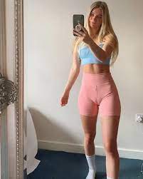 98 hot fitness blonde tight shorts camel toe wct127 - Thesexier