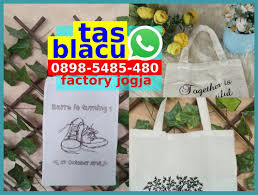 Tas ransel blacu cara membuat tas serut dari kain blacu tas blacu custom harga tas blacu souvenir tas blacu punggung agen tas blacu jogja grosir tas kain mori dikenal sebagai kain tenun berwarna putih yg terdiri dari kapas serta biasanya dipakai bagi para pengrajin guna material bikin batik. Hiasan Tas Blacu O898 5485 48o Whatsapp Paper Shopping Bag Reusable Tote Bags Reusable Tote
