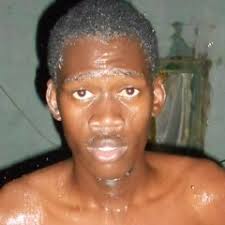 Stream África Chora by Colacio