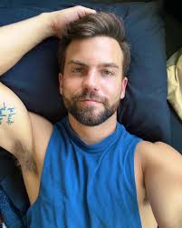 Seth Daniel's Instagram, Twitter & Facebook