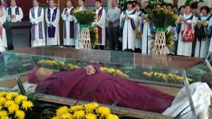 60 min ago, bash | name: Il Funerale Di Mons Li Side Un Affare Di Stato Nelle Mani Di Polizia Personale Di Sicurezza Controlli Tgfuneral24