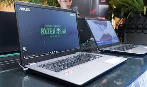 Terkadang kita merasa iri ketika melihat orang lain bisa bermain game online ya, laptop gaming harga 5 jutaan. Update Laptop Dengan Spesifikasi Tinggi Terbaik 2018 Bisa Game