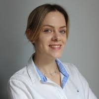 Adrianna Mucha's Instagram, Twitter & Facebook