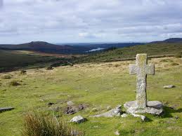 Popular artists in britain two good places to find out what music is popular today especially among the young people in britain are: Four Traditional English Folk Songs Music And Facts Spinditty