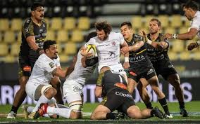 Jamais deux équipes ne s'étaient affrontées à ce stade de la compétition lors de la même saison. G1g7jgp3odebwm