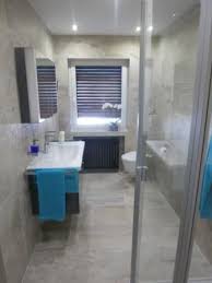 Das badezimmer ist längst nicht mehr einfach nur die funktionale nasszelle. Tolles Bad Bis Zur Decke Gefliest Badezimmer Fliesen Bad Fliesen Fliesen