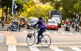 Desde 2016 en medellín y los demás municipios del valle de aburrá se implementan medidas para evitar estados críticos en la calidad del aire durante los meses de abril, marzo, octubre y noviembre. Contingencia Ambiental Medidas Que Regiran Desde El Lunes 10 De Febrero