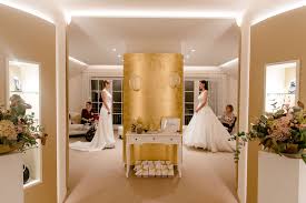 We did not find results for: Brautkleider Brautmode Und Herrenanzuge Von Brautsalon Lecher