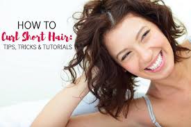 Here are 8 heatless hairstyles for short hair that are easy and quick and perfect for back to school! How To Curl Short Hair Tips Tricks And Tutorials