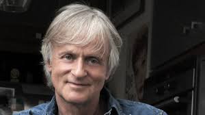 Où vit Dave, le chanteur et animateur de La France a un incroyable talent  ??