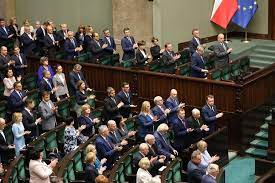 Można robić zdjęcia bez maseczek piszą fotografowie, a tymczasem prawda jest inna. Piatka Dla Zwierzat Wiekszosc Poslow Bez Maseczek I Dystansu W Sejmie Polityka Wiadomosci Gazeta Pl