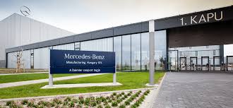 6000 kecskemét szent lászló krt.81. Egyetemi Kepzest Inditott A Kecskemeti Mercedes Gyar