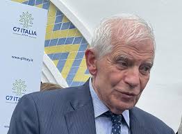 Borrell: "Kiev mostró valentía en Kursk, elimine las limitaciones al uso de  armas"