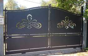 Cancello metalstyle cancelli pedonale con parte fissa dalla linea moderna, ideale per preservare la privacy. Taglio Laser Alta Precisione Per Risultati Eccellenti