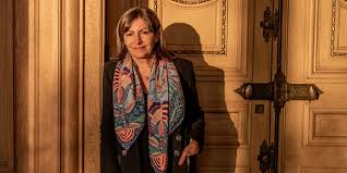 « il ne faut pas brûler les étapes. Anne Hidalgo Au Jdd Sur La Vaccination Le Gouvernement N Integre Pas Du Tout La Question Logistique