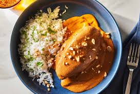 Chicken in Peanut Sauce (Pollo Encacahuatado)