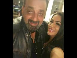 Though no disclosures were made in this regard earlier, but now a recent post by the star kids has revealed that her alleged boyfriend has passed away. Sanjay Dutt Neglects Trishala Despite Her Boyfriend Death Sanjay Dutt Not Considers Daughter Trishala Her Family Filmibeat