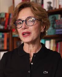 Datos curiosos de la literatura: los autores que firman con seudónimo.  Aquí, algunos. Conocés a otros? Escribime, leo todos los mensajes!!  #leerliteratura #losseudónimos #leeresunplacer