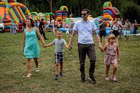 Maybe you would like to learn more about one of these? Premier Morawiecki Adoptowal Dwoje Dzieci Byly Wspolpracownik Ujawnia Super Express Wiadomosci Polityka Sport