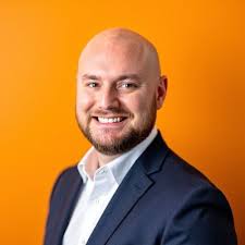 I was naïve to think that having an aerospace engineering degree would make  my career in the Navy a piece of cake. The past 6 months of nuclear power  school were challenging,