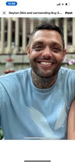 Edit: most of you should know he has someone that updates his social media  for him 🙄 she has a little typo, so what. Let's get over that and