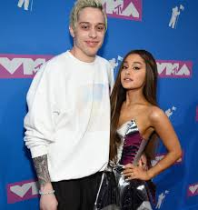 Ariana grande, 27, präsentiert stolz ihren neuen freund: Ariana Grande Nennt Den Grund Fur Die Trennung Von Pete
