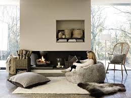 Vous êtes à la recherche d'idées déco pour aménager un bureau dans votre maison ? Deco Cocooning 35 Idees Pour Un Salon Cosy Et Chaleureux