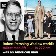 Who is the tall man in the photo with Buford Pusser?