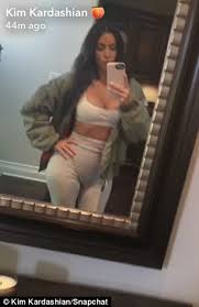 Kim Kardashian Reminisces As She Visits Old Beverly Hills House Kim Kardashian Kim Kardashian Style Kardashian Style