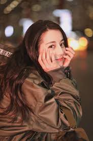 100 Alice ý tưởng