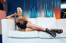 Wręcz przeciwnie, piosenkarka obecnie jest w. Czy Magda Narozna Zmienia Stanowisko W Branzy Disco Polo Mediadisco Pl Disco Polo I Dance Teledyski Newsy Piosenki Informacje