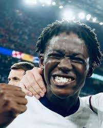 Daniel Sharpe's Instagram, Twitter & Facebook