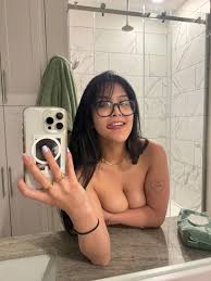 Andiipoops leaked booty flash