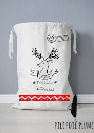 Sac Baluchon De Noel Idee Cadeau Original Hotte De Pere Noel 2016 Sacs Enfants Par Pile Poil Plume Sacs De Noel Idee Deco Noel Deco Noel Maternelle