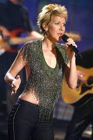Celine Dion Short Hair Period Celine Dion Concert Celine Dion Celine Marie Claudette Dion