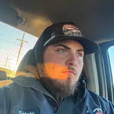 What restaurant has the best fried chicken in Radford, VA?